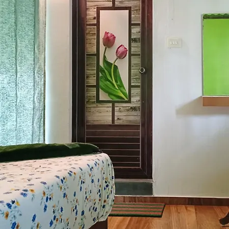 Susy Beachfront Homestay Mararikulam Exterior photo