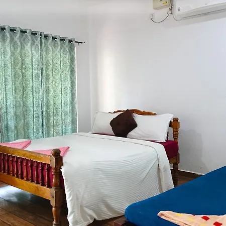 Susy Beachfront Homestay Mararikulam Exterior photo