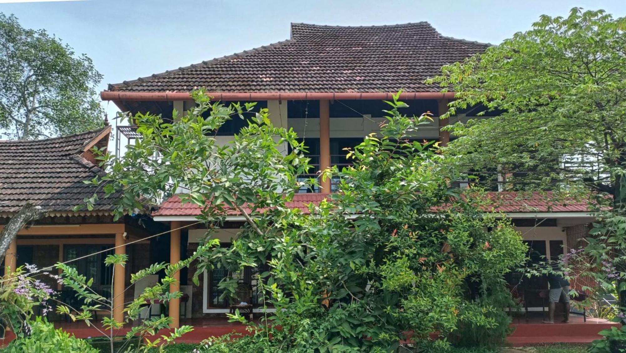 Homestay Susy Beachfront Mararikulam