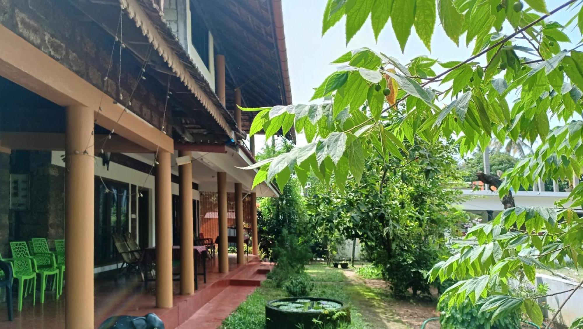 Homestay Susy Beachfront Mararikulam
