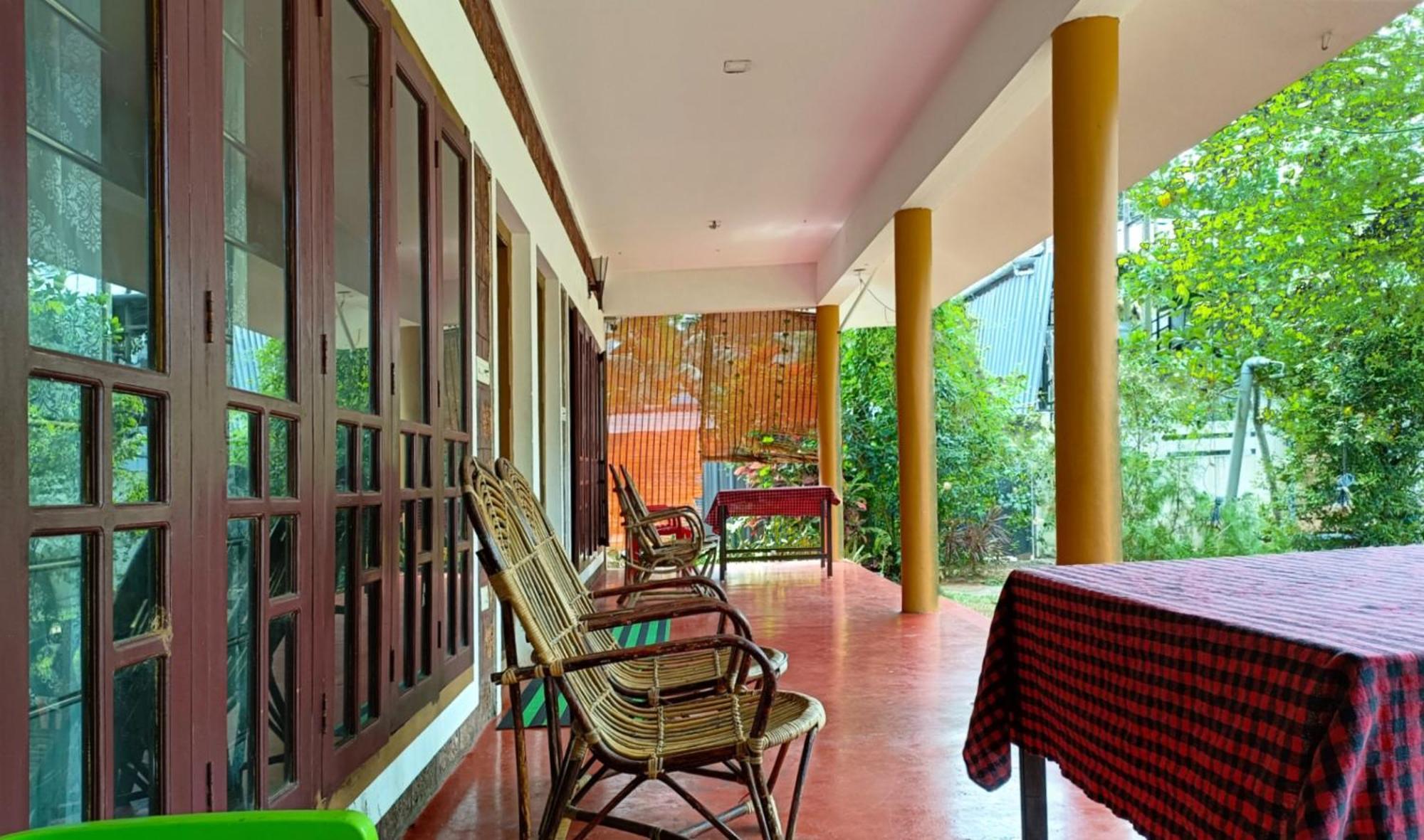 Susy Beachfront Homestay *